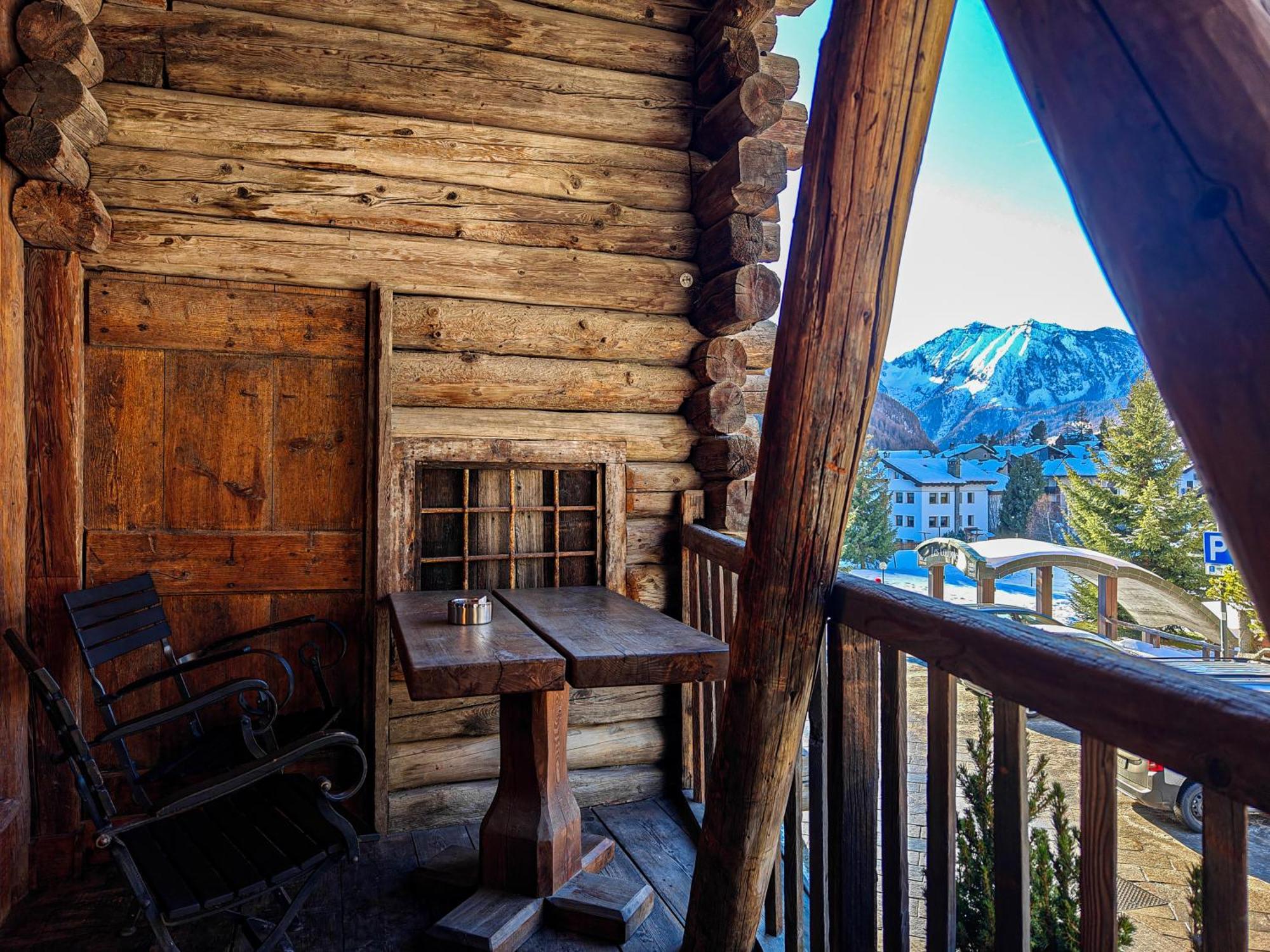 Hotel Breithorn Champoluc Exterior photo