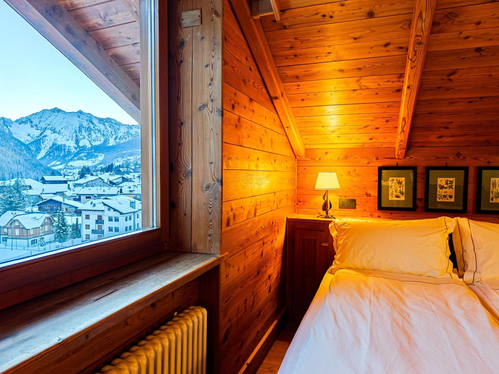 Hotel Breithorn Champoluc Exterior photo