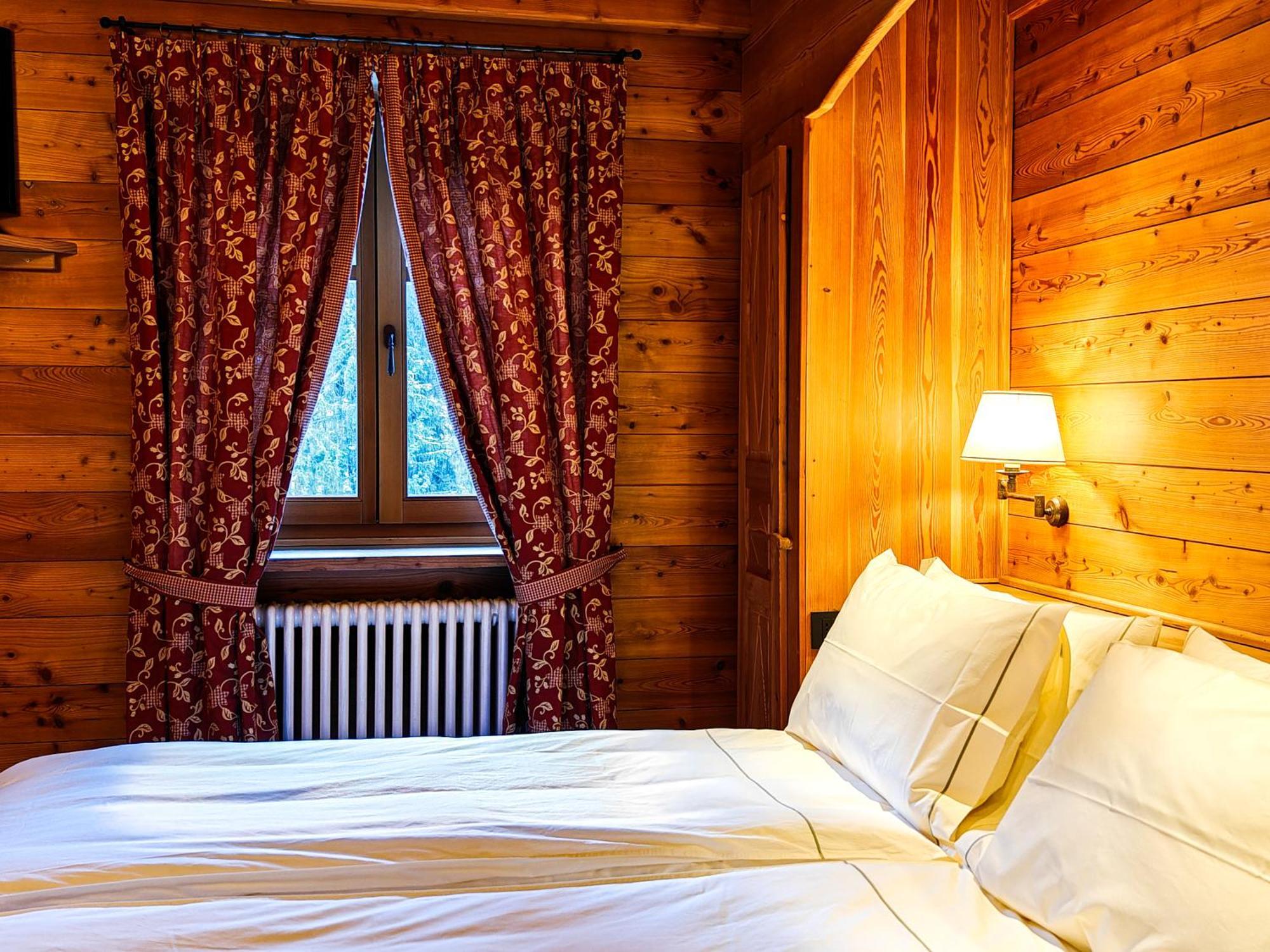 Hotel Breithorn Champoluc Exterior photo