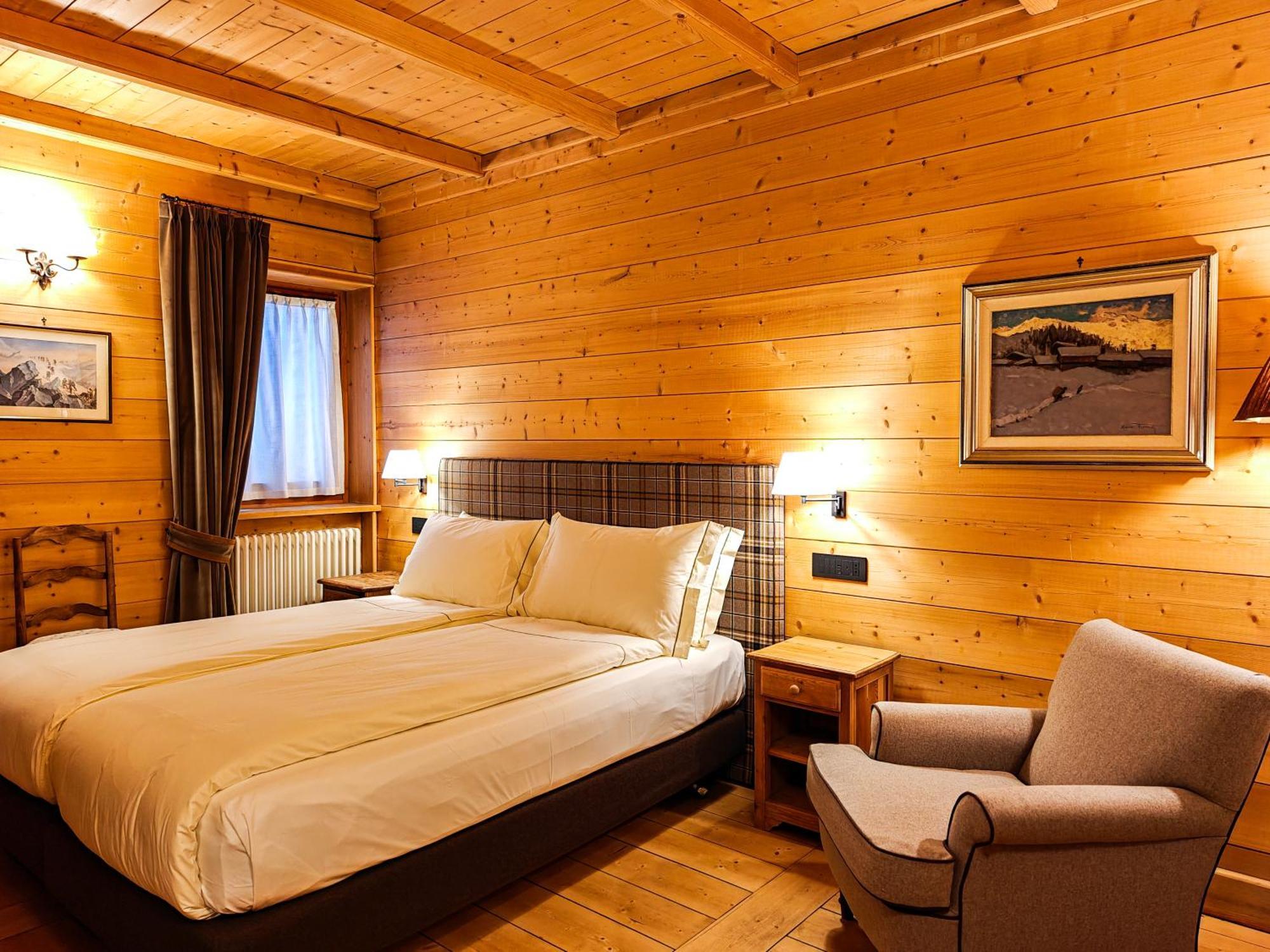 Hotel Breithorn Champoluc Exterior photo